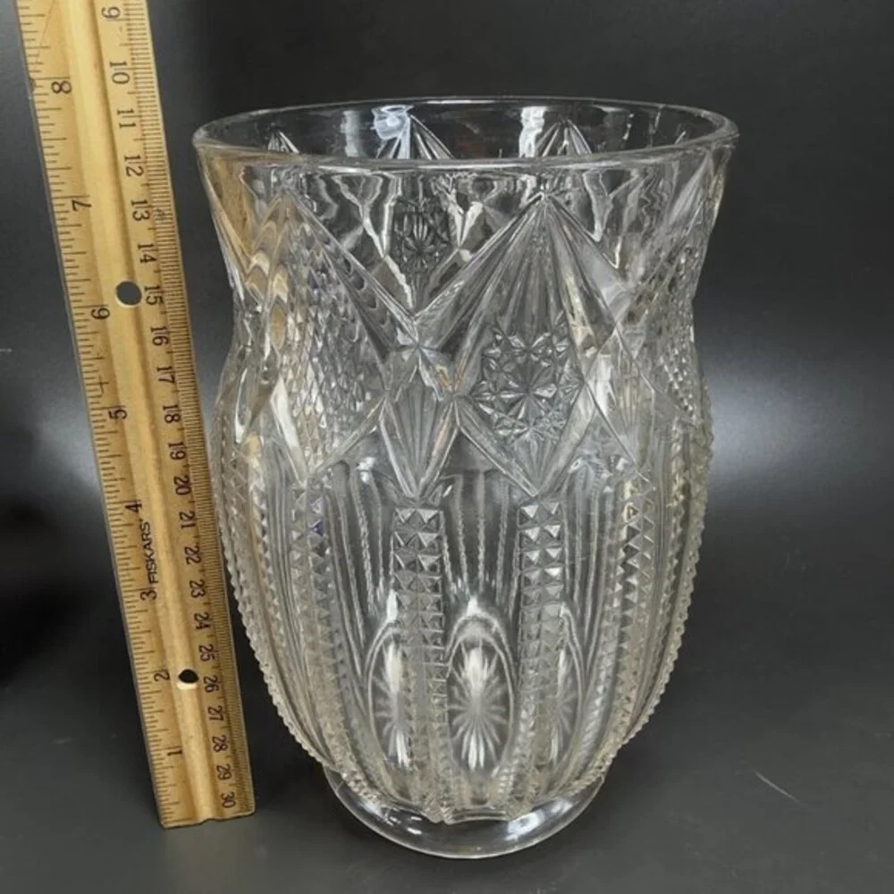 Early American Pressed Glass Clear Zipper‎ Diamond Star Manganese 365nm Green UV